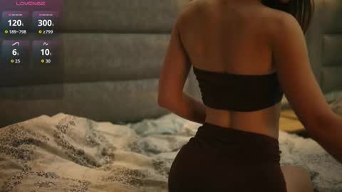 Snapshot of liltightbabe chatting on 2, 12, 2025 liltightbabe online show from 2, 12, 2025