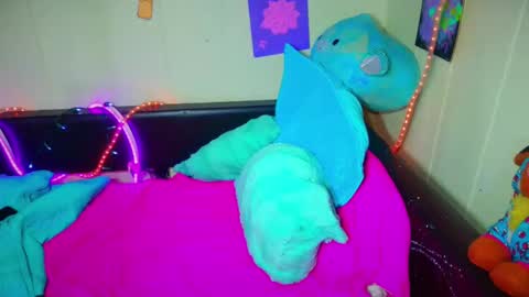 Snapshot of liltrannyslut chatting on 27, 3, 2026 jasmine spunn online show from 27, 3, 2026