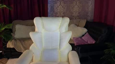 Snapshot of lilu5107 chatting on 14, 10, 2025 Lilu online show from 14, 10, 2025