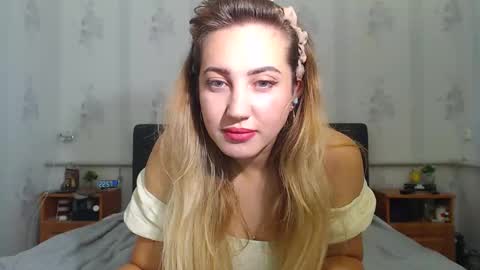 Snapshot of lilu_cute25 chatting on 14, 10, 2025 lilu_cute25 online show from 14, 10, 2025