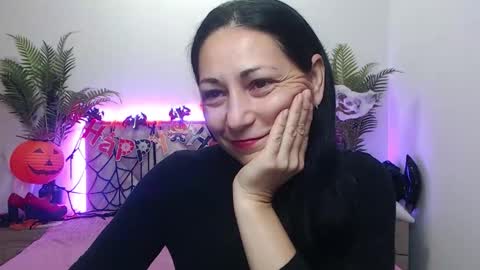 Snapshot of lilugrants chatting on 18, 10, 2025 lilugrants online show from 18, 10, 2025