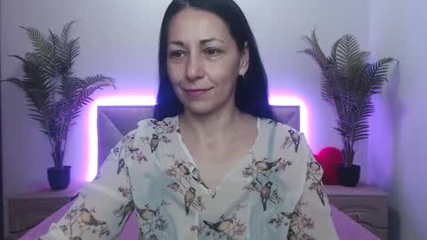 Snapshot of lilugrants chatting on 4, 11, 2025 lilugrants online show from 4, 11, 2025