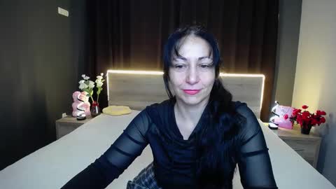 Snapshot of lilugrants chatting on 1, 12, 2025 lilugrants online show from 1, 12, 2025