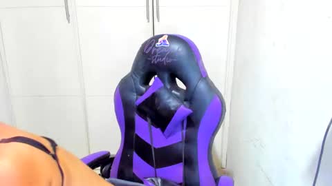 lily_anal_squirt online show from 16, 12, 2024