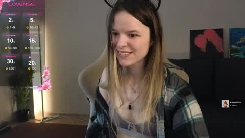 lily_and_jake online show from 8, 4, 2026