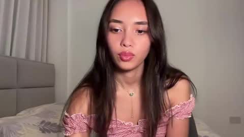 Snapshot of lily_bunnyy chatting on 5, 6, 2026 Lily online show from 5, 6, 2026