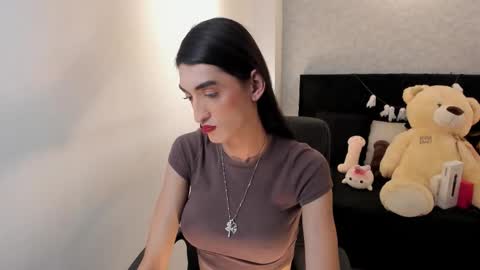lily_cash1 online show from 13, 10, 2025