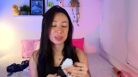 just lily online show from 22, 11, 2025