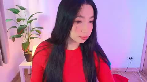 Snapshot of lily_evans_ chatting on 19, 6, 2026 just lily online show from 19, 6, 2026