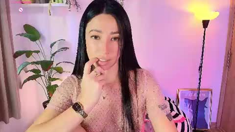 Snapshot of lily_evans_ chatting on 27, 7, 2026 just lily online show from 27, 7, 2026