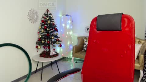 Snapshot of lily_flower7_ chatting on 17, 12, 2024 Lily online show from 17, 12, 2024