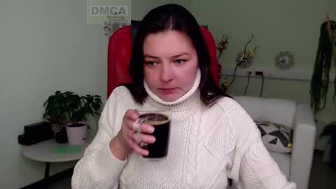 Snapshot of lily_flower7_ chatting on 28, 10, 2025 Lily online show from 28, 10, 2025