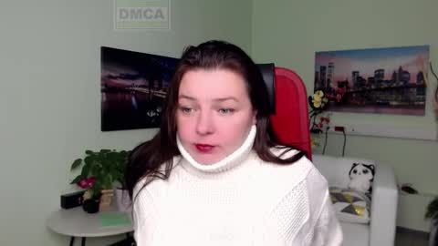 Snapshot of lily_flower7_ chatting on 12, 11, 2025 Lily online show from 12, 11, 2025