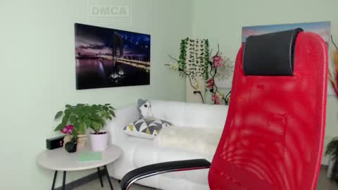 Snapshot of lily_flower7_ chatting on 14, 11, 2025 Lily online show from 14, 11, 2025