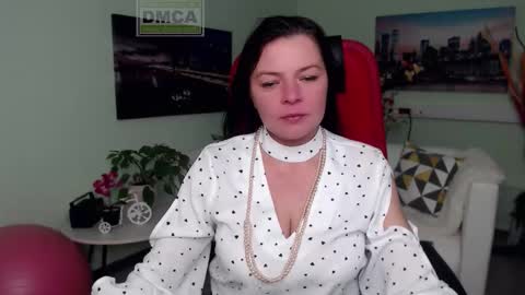 Snapshot of lily_flower7_ chatting on 24, 11, 2025 Lily online show from 24, 11, 2025