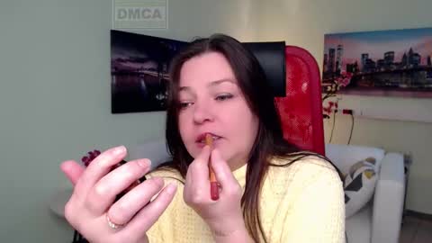 Snapshot of lily_flower7_ chatting on 2, 12, 2025 Lily online show from 2, 12, 2025