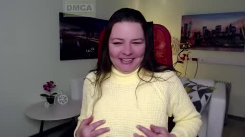 Snapshot of lily_flower7_ chatting on 4, 12, 2025 Lily online show from 4, 12, 2025