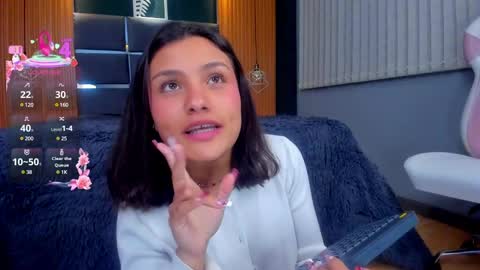 Snapshot of lily_fox1 chatting on 25, 2, 2025 Lily online show from 25, 2, 2025