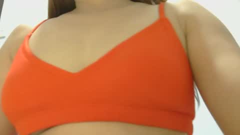 lily lively online show from 30, 7, 2026