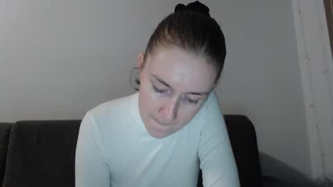 Snapshot of lily_love_x chatting on 10, 11, 2025 lily_love_x online show from 10, 11, 2025