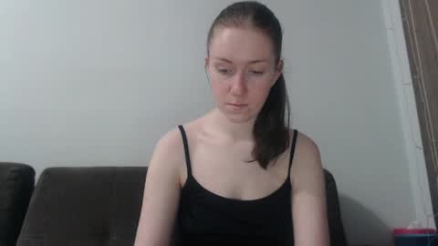 Snapshot of lily_love_x chatting on 24, 4, 2026 lily_love_x online show from 24, 4, 2026