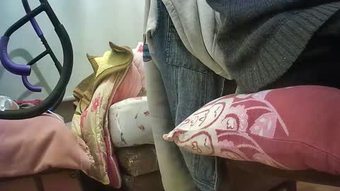 Snapshot of lily_lovelyman_ chatting on 21, 12, 2025 lily lovelyman online show from 21, 12, 2025