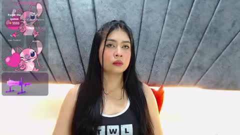 LILY MEGHAN online show from 18, 4, 2026