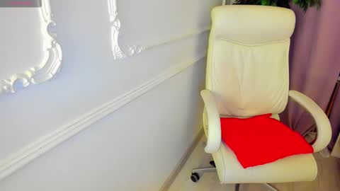 Snapshot of lily_merlin chatting on 16, 3, 2026 Lily online show from 16, 3, 2026