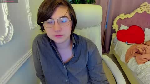 Snapshot of lily_merlin chatting on 12, 4, 2026 Lily online show from 12, 4, 2026