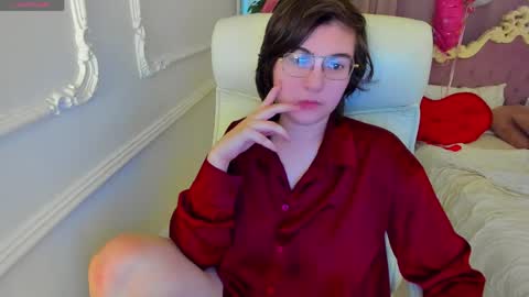 Snapshot of lily_merlin chatting on 19, 4, 2026 Lily online show from 19, 4, 2026