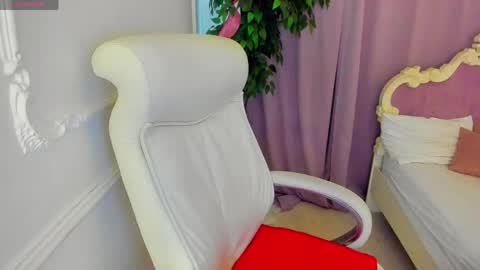 Snapshot of lily_merlin chatting on 25, 4, 2026 Lily online show from 25, 4, 2026