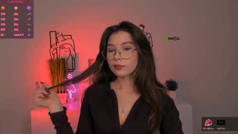 Lily online show from 23, 10, 2025
