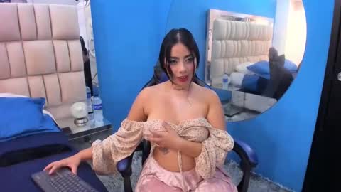 lily_rousse0 online show from 26, 5, 2026