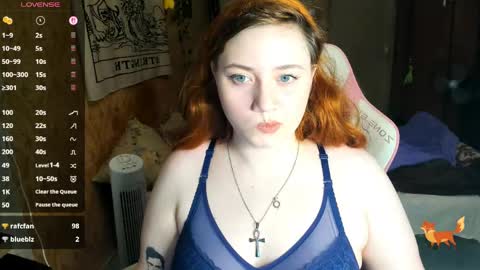 Snapshot of lily_shamy chatting on 16, 4, 2026 Alice online show from 16, 4, 2026