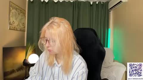 Lily Spark online show from 25, 6, 2026
