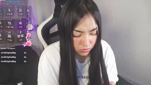 lily_waist online show from 29, 10, 2025