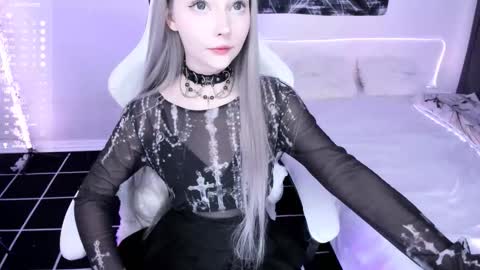 Lily online show from 15, 11, 2025