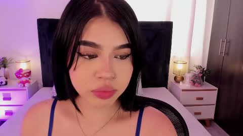 Snapshot of lily_woodz chatting on 4, 7, 2026 LilyWoodz online show from 4, 7, 2026