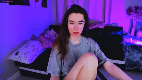 LILY online show from 25, 10, 2025