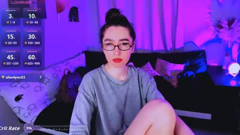 LILY online show from 5, 11, 2025