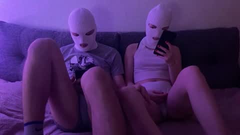 Snapshot of lilybabyshy chatting on 4, 12, 2025 Yan and Adela online show from 4, 12, 2025