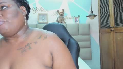 Snapshot of lilybaudyn_ chatting on 1, 3, 2025 Lily online show from 1, 3, 2025