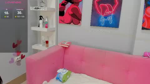 Snapshot of lilybrilly chatting on 21, 6, 2026 Lily online show from 21, 6, 2026