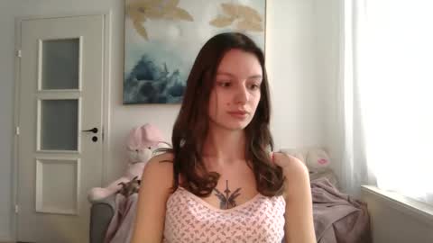 lilycandy_ online show from 9, 2, 2026