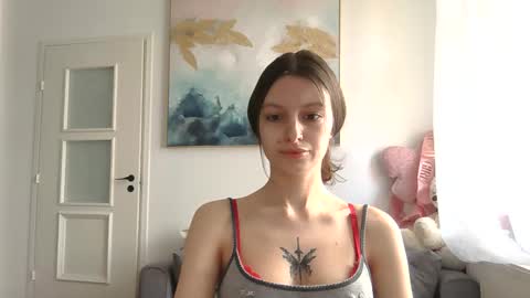 lilycandy_ online show from 14, 4, 2026