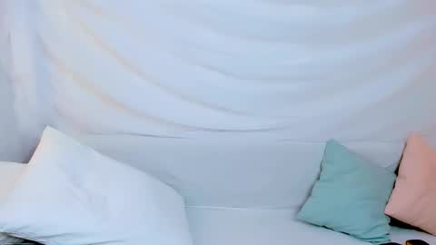 Snapshot of lilydavisss chatting on 1, 12, 2025 lilydavisss online show from 1, 12, 2025