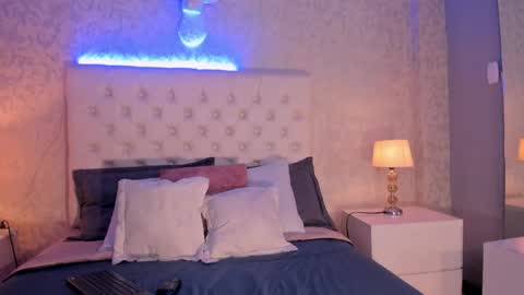 Lili online show from 12, 4, 2026