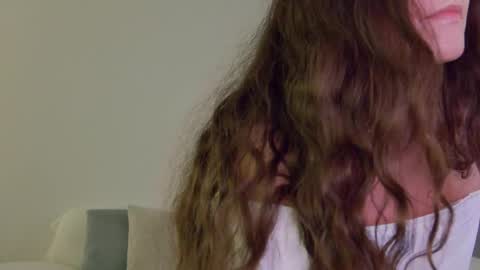 Lily online show from 12, 10, 2025