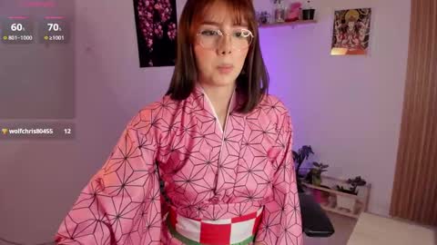 lily help me to collect more cosplay online show from 17, 9, 2025