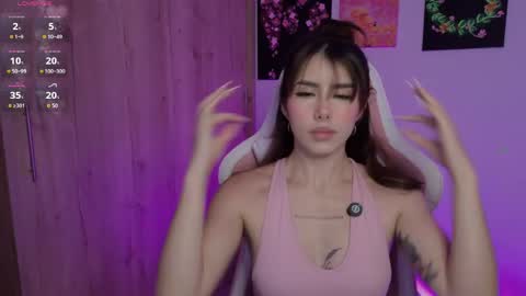 Snapshot of lilyrouse_ chatting on 3, 4, 2026 lily help me to collect more cosplay online show from 3, 4, 2026